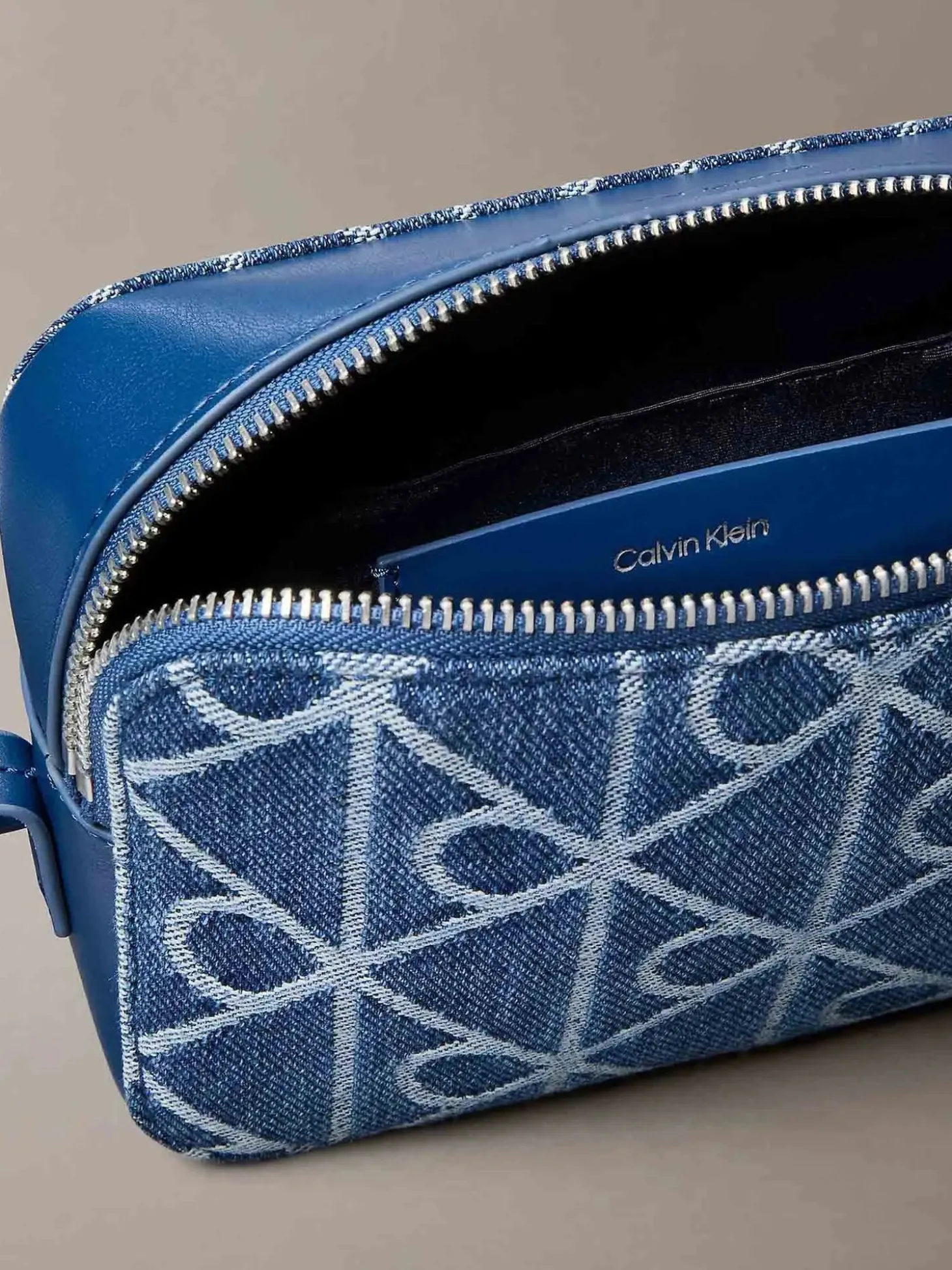 TRACOLLA DONNA - CALVIN KLEIN JEANS - LV04F3430G